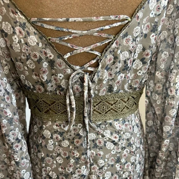 JOYFOLIE Mia Joy Isabella Dress In Olive Floral - Picture 4 of 16